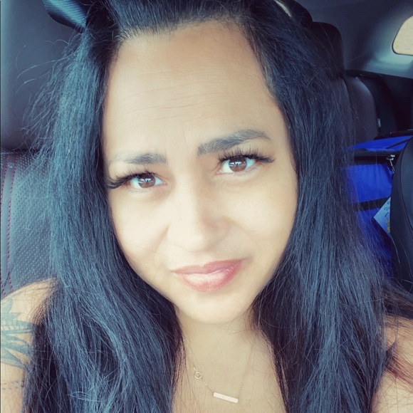 Meet your Posher, Mylene - Picture 3 of 8